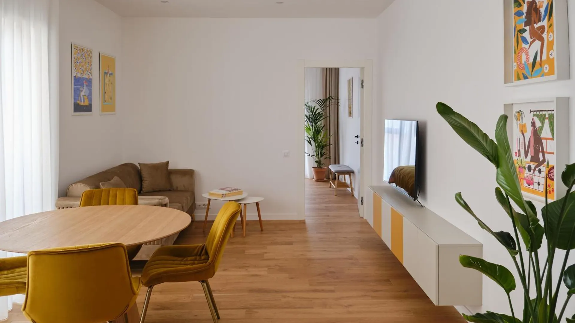 Blonde I One Bedroom Apartment I One Cotroceni Park ブカレスト 0*,