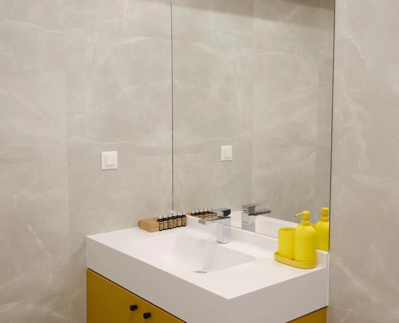 בוקרשט Blonde I One Bedroom Apartment I One Cotroceni Park 0*,  רומניה