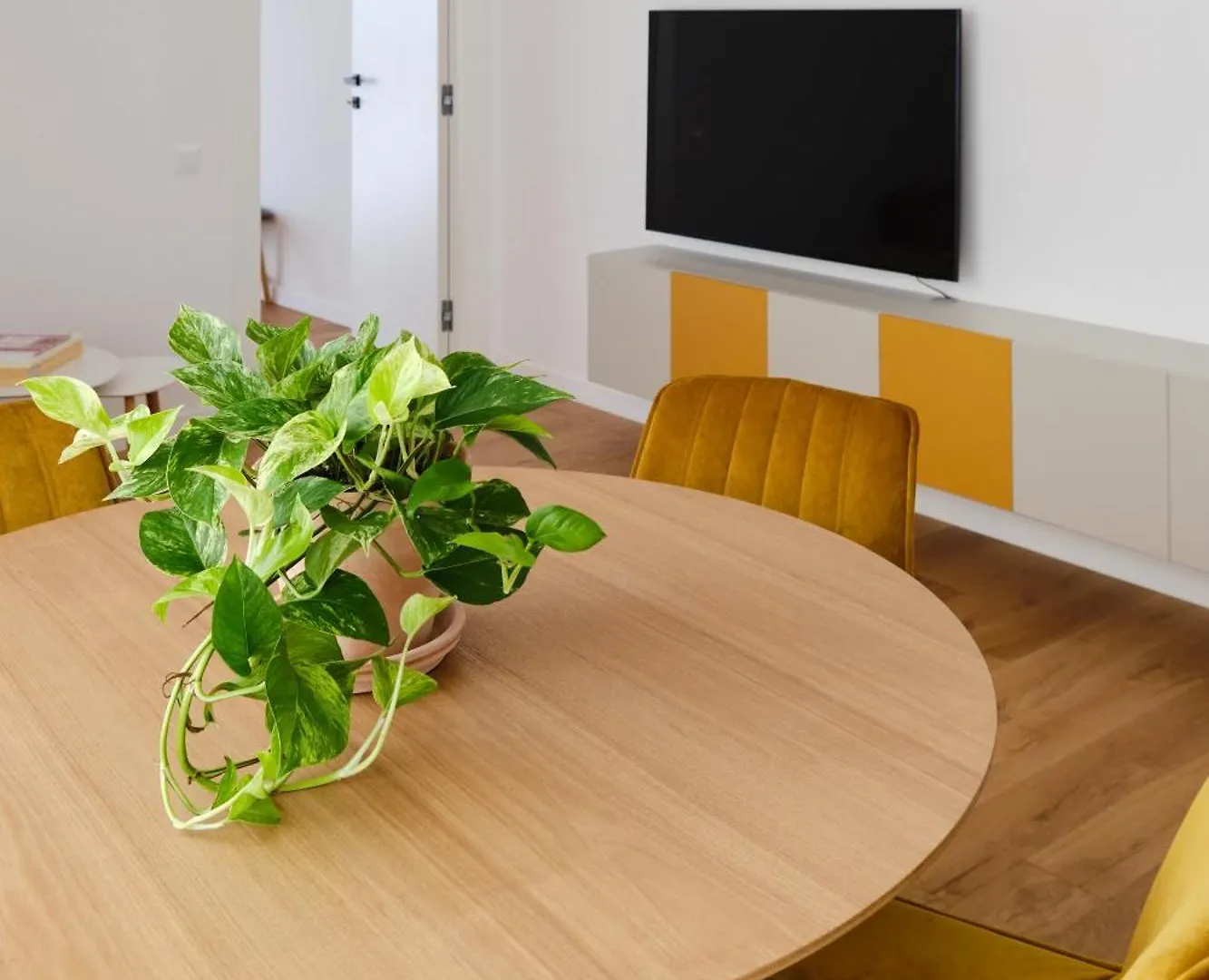 Blonde I One Bedroom Apartment I One Cotroceni Park بوخارست